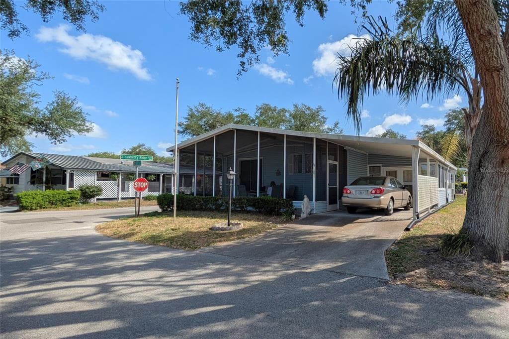 601 CHOO CHOO LANE VALRICO, FL 33594