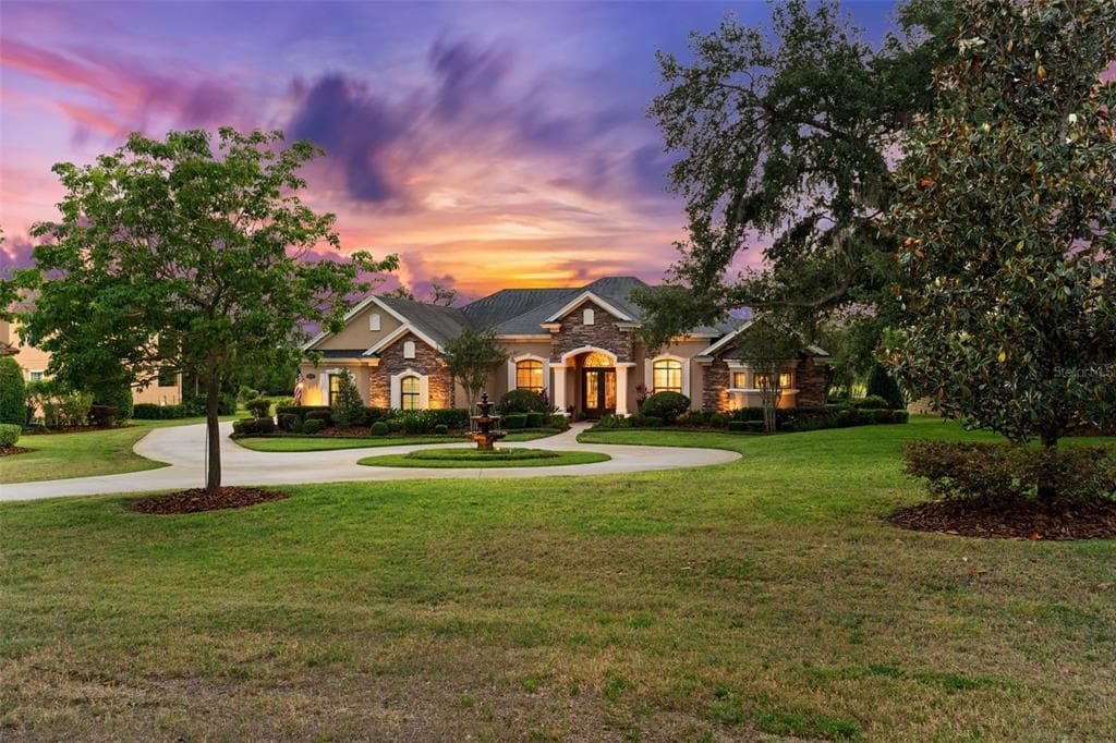 10614 LOW OAK TERRACE THONOTOSASSA, FL 33592