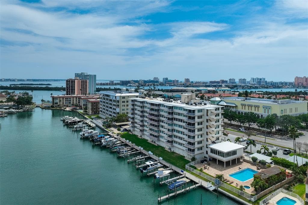 223 ISLAND WAY UNIT 5D CLEARWATER BEACH, FL 33767