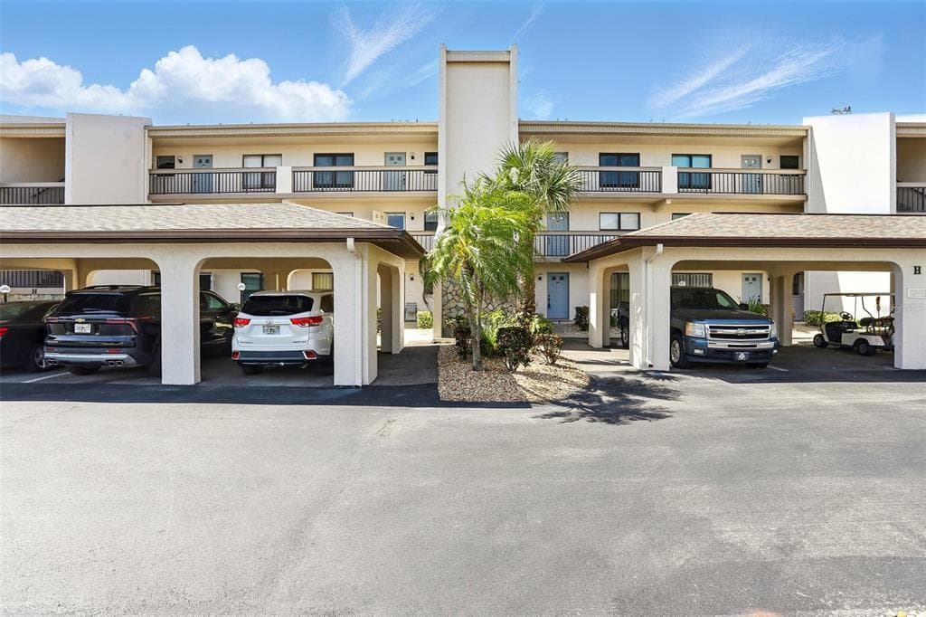371 COLDEWAY DRIVE UNIT H12 PUNTA GORDA, FL 33950