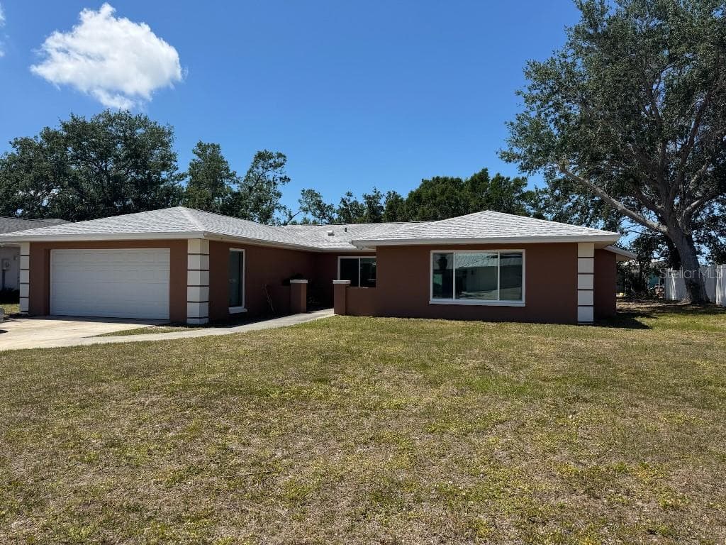 4212 PASADENA CIRCLE SARASOTA, FL 34233