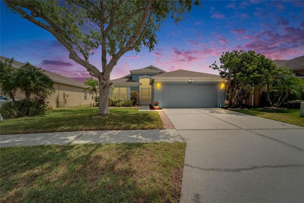1040 SUMMER BREEZE DRIVE BRANDON, FL 33511