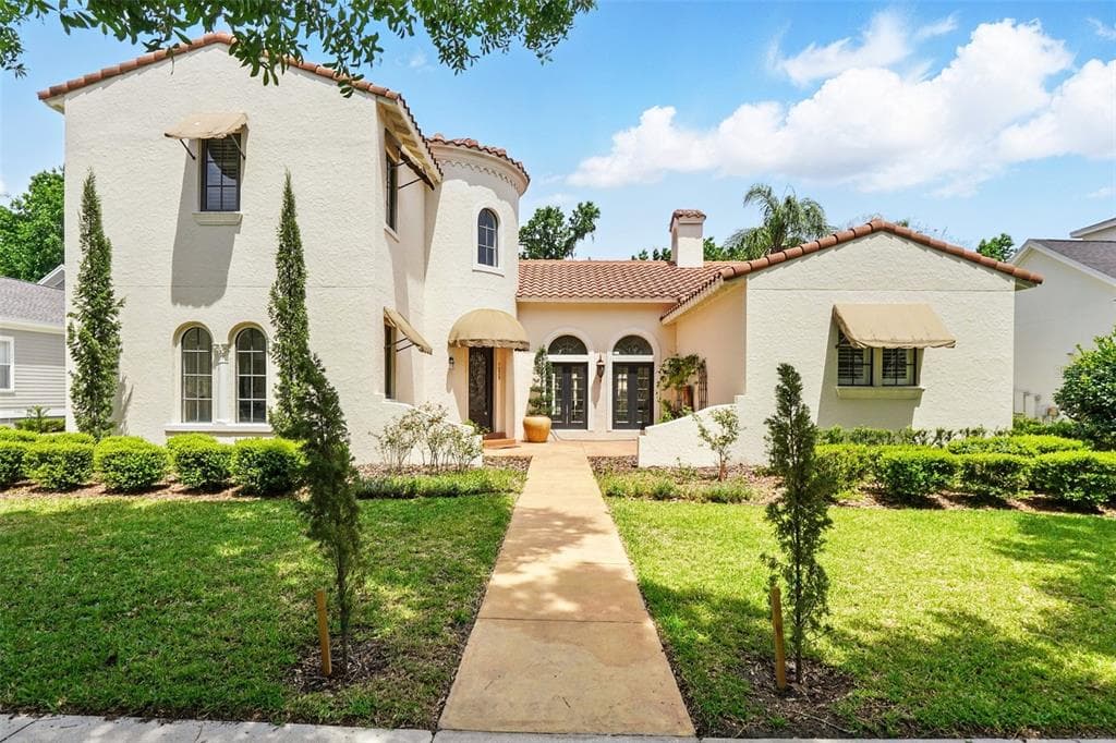 1239 ROYCROFT AVENUE KISSIMMEE, FL 34747