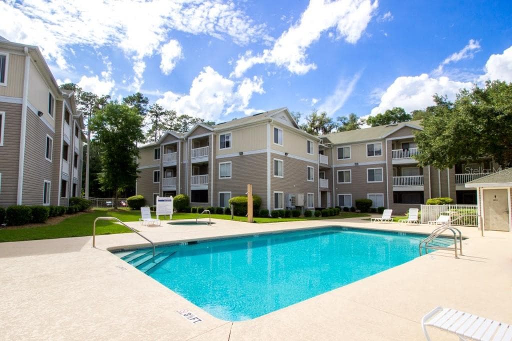 4000 SW 23RD STREET UNIT 4-104 GAINESVILLE, FL 32608