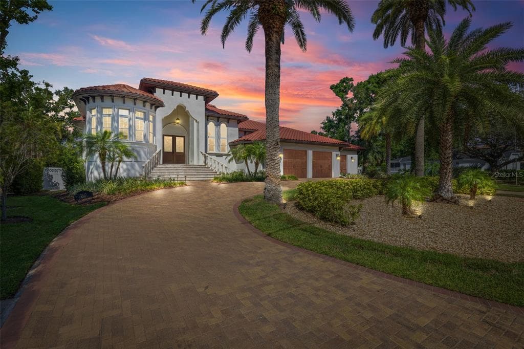2613 N DUNDEE STREET TAMPA, FL 33629