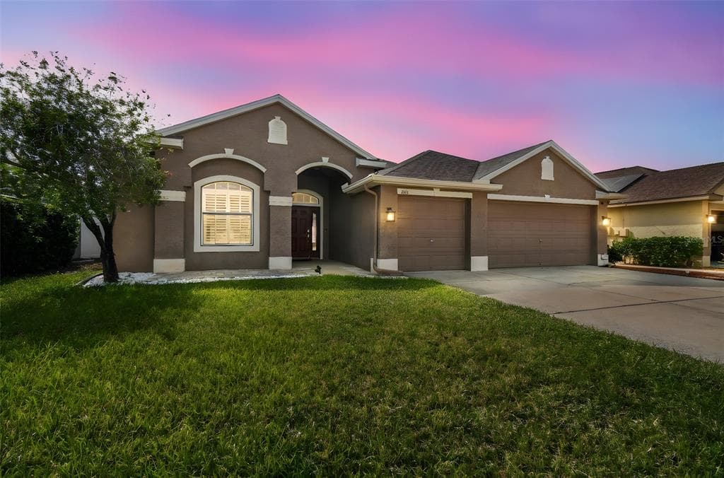 2611 EAGLE CREST COURT HOLIDAY, FL 34691