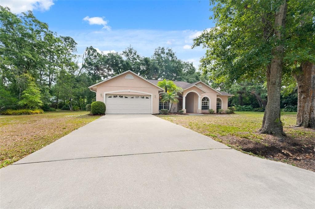 15703 WALDEN AVENUE TAMPA, FL 33618