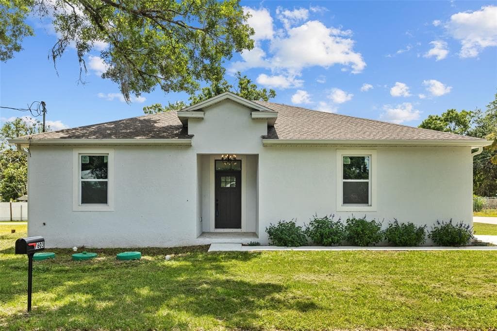 7603 RHODE ISLAND DRIVE TAMPA, FL 33619