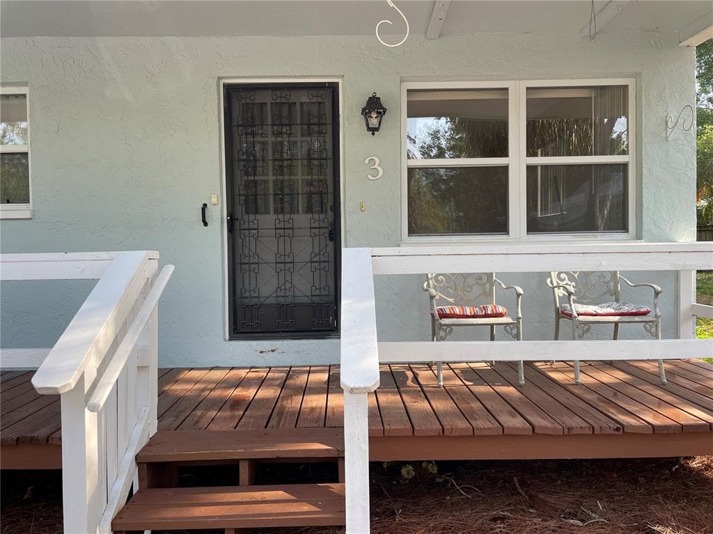 337 LAGOON DRIVE UNIT 3 PALM HARBOR, FL 34683