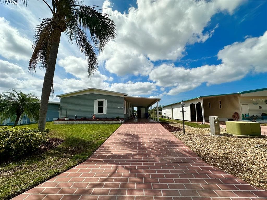 808 53RD AVENUE E UNIT 142K BRADENTON, FL 34203