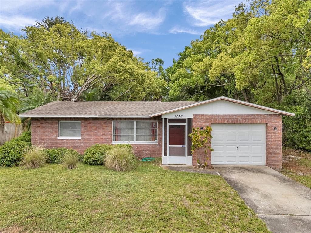 1139 3RD AVENUE NW LARGO, FL 33770