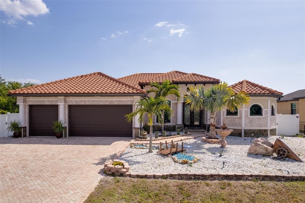 13878 ALLAMANDA CIRCLE PORT CHARLOTTE, FL 33981