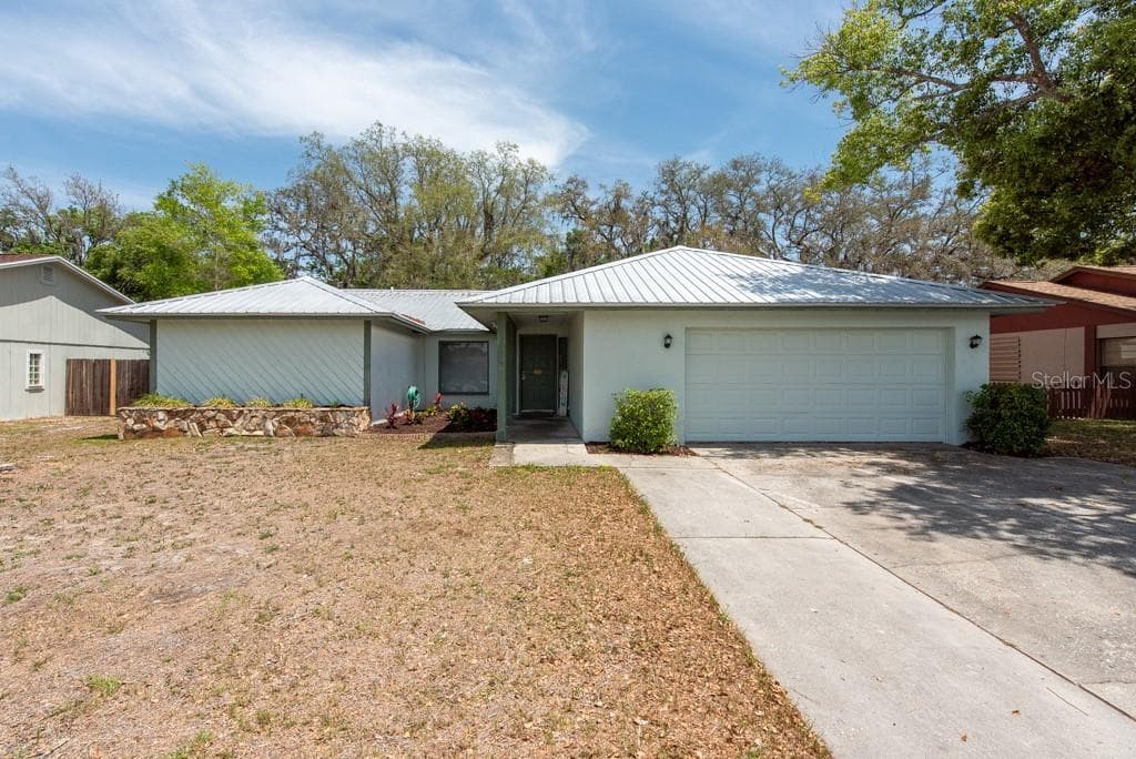 2336 WINDSOR OAKS AVENUE LUTZ, FL 33549