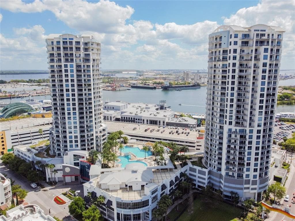 1209 E CUMBERLAND AVENUE UNIT 1802 TAMPA, FL 33602