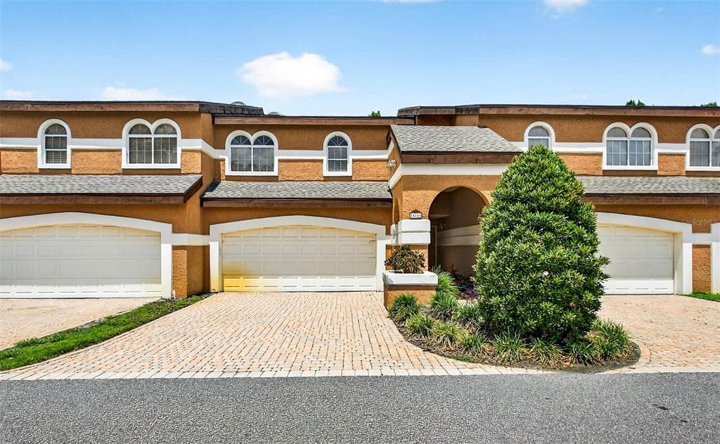14856 PAR CLUB CIRCLE UNIT 14856 TAMPA, FL 33618