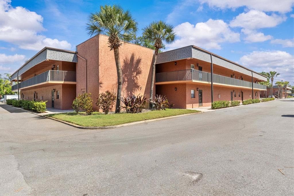 4805 ALT 19 UNIT 224 PALM HARBOR, FL 34683