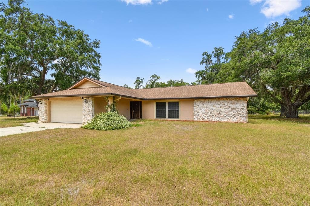 5306 DOWNING STREET DOVER, FL 33527