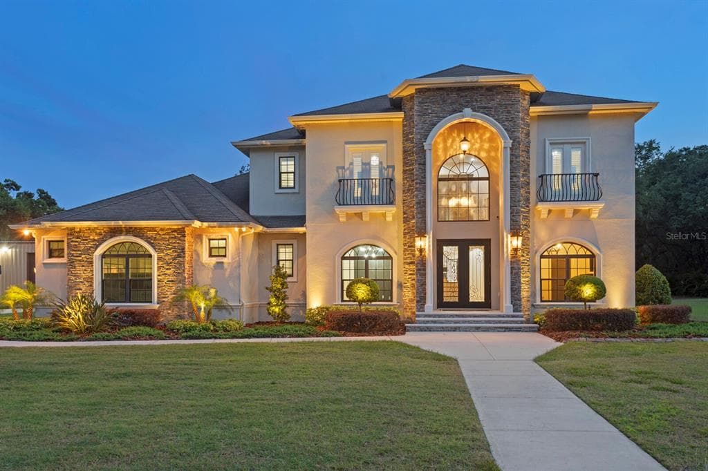18202 BLEDSOE LOOP LITHIA, FL 33547