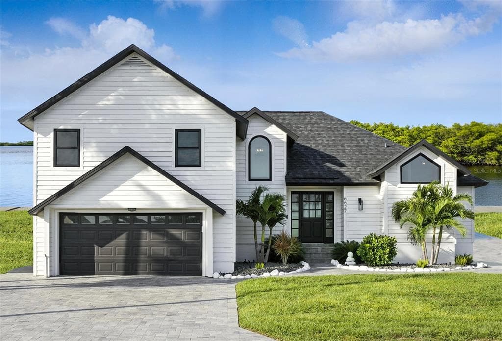 6627 DOLPHIN COVE DRIVE APOLLO BEACH, FL 33572