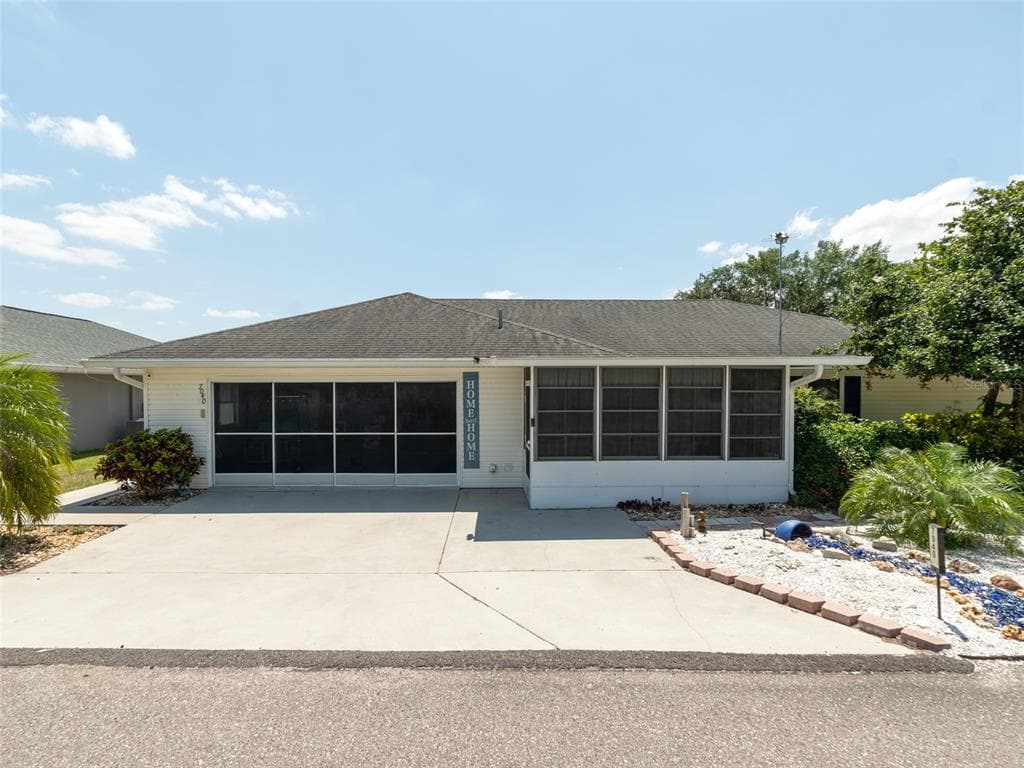 7040 TAMARIND DRIVE LAKE WALES, FL 33898