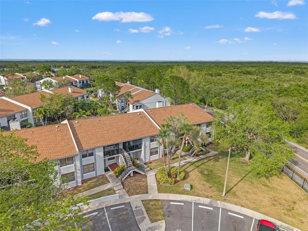1930 LAUGHING GULL LANE UNIT 1225 CLEARWATER, FL 33762