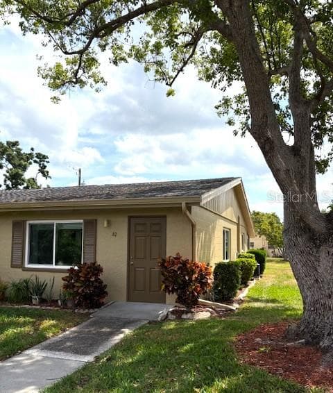 302 CANTON COURT UNIT 62 SUN CITY CENTER, FL 33573