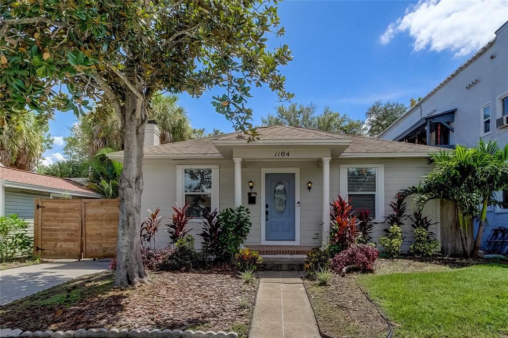 1104 21ST AVENUE N ST PETERSBURG, FL 33704