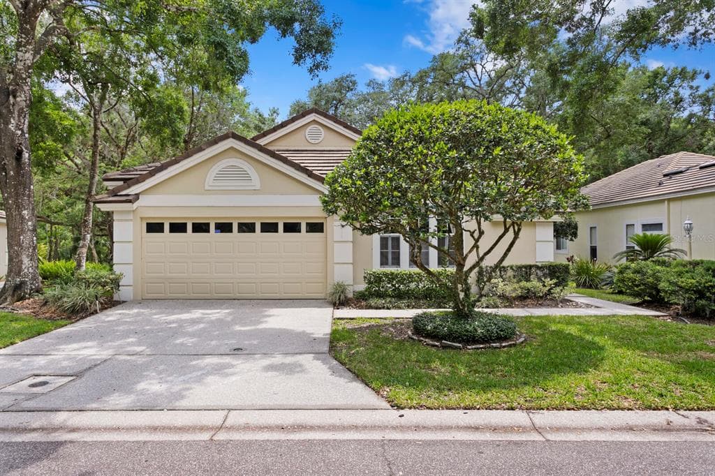 15314 SHERWOOD FOREST DRIVE TAMPA, FL 33647