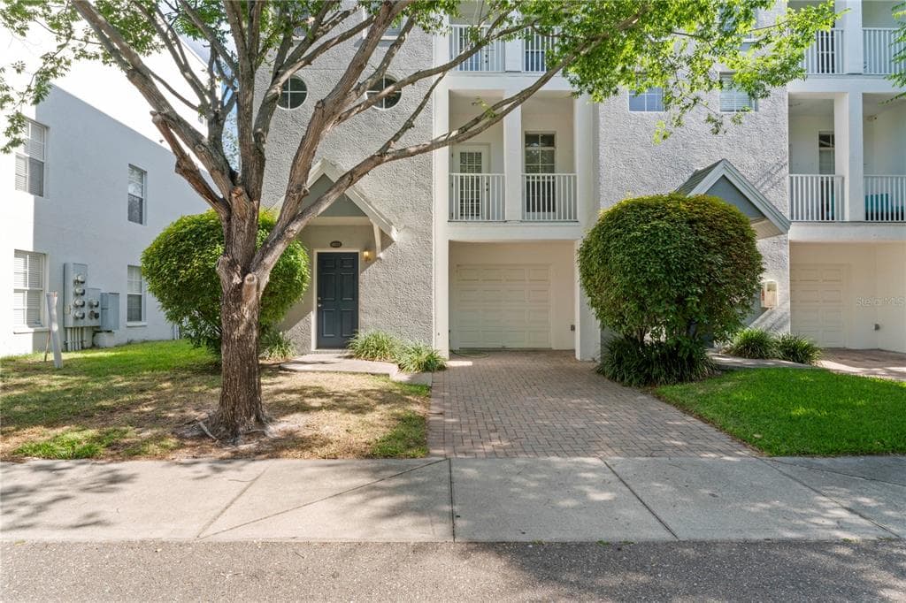 4513 BAY SPRING COURT TAMPA, FL 33611