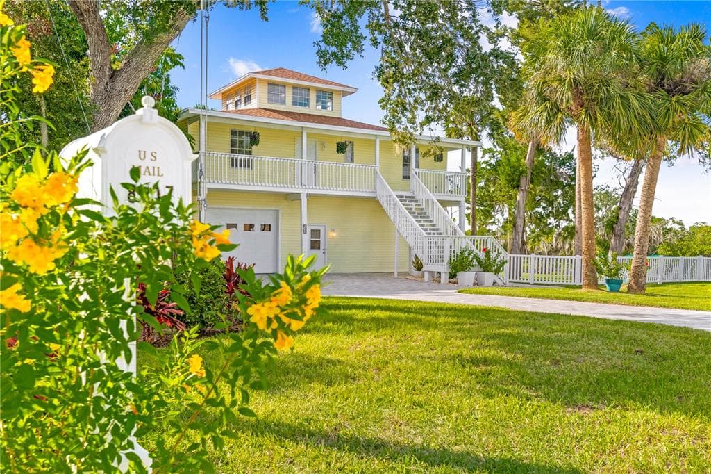 8717 BETTY STREET PORT RICHEY, FL 34668