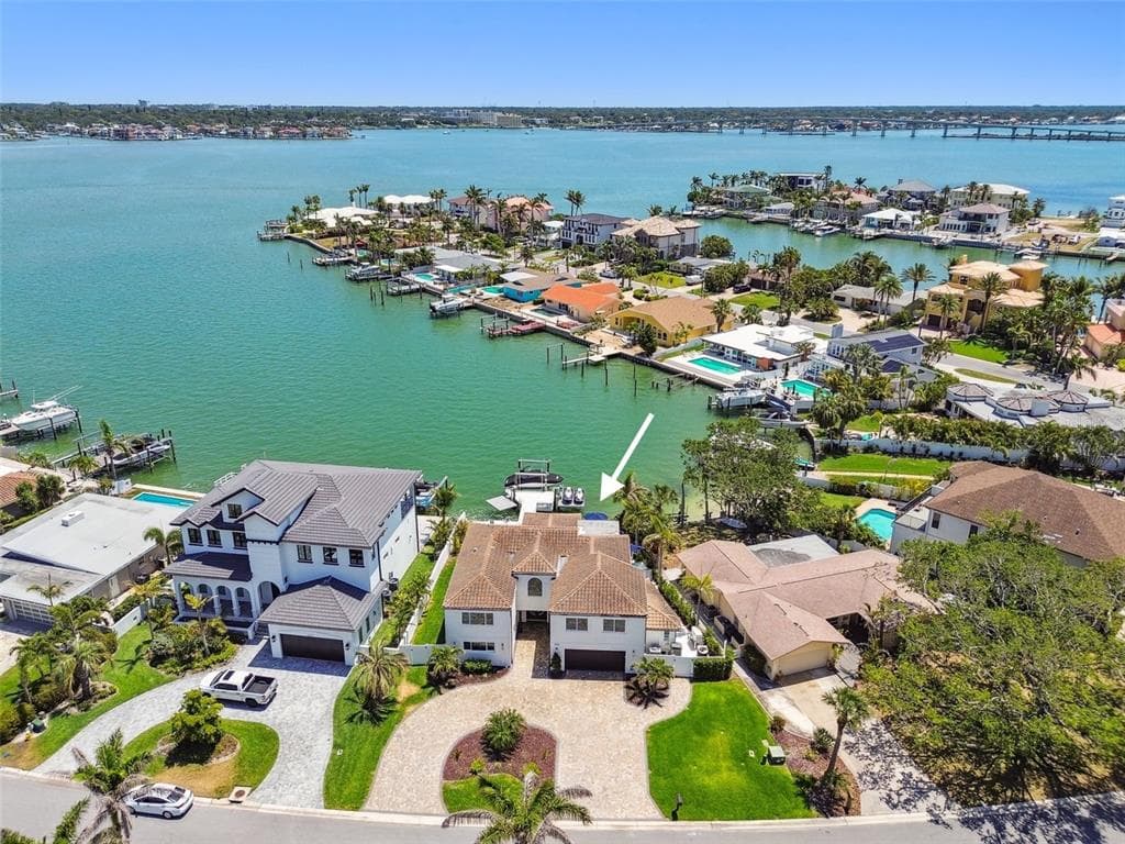 2233 DONATO DRIVE BELLEAIR BEACH, FL 33786