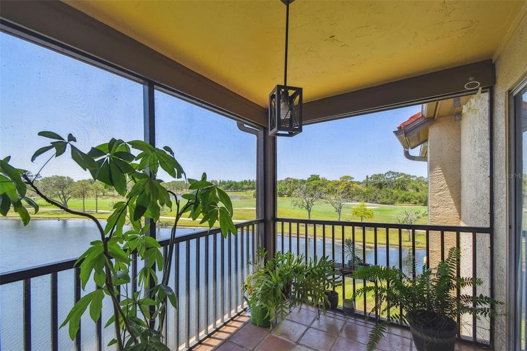 2400 FEATHER SOUND DRIVE UNIT 735 CLEARWATER, FL 33762
