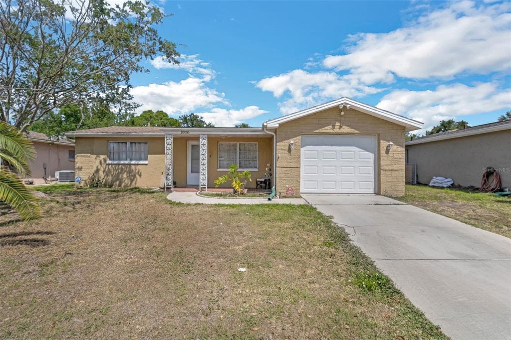 10016 GLEN MOOR LANE PORT RICHEY, FL 34668