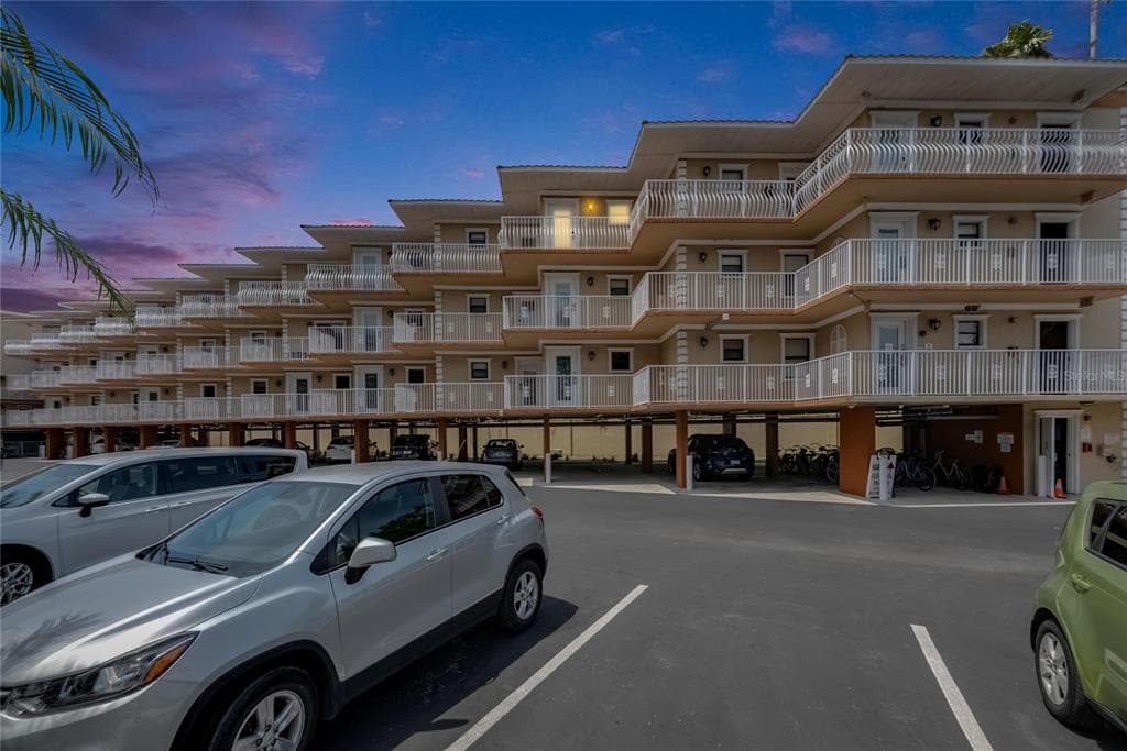 1420 BAYSHORE BOULEVARD UNIT 409 DUNEDIN, FL 34698