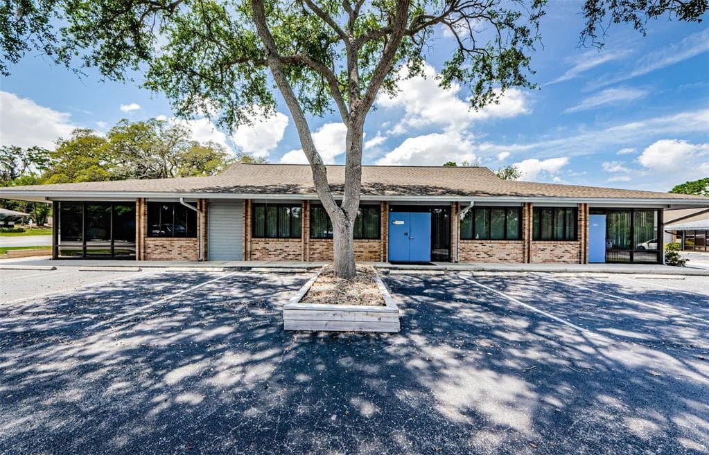 701 ENTERPRISE ROAD E UNIT 100 SAFETY HARBOR, FL 34695