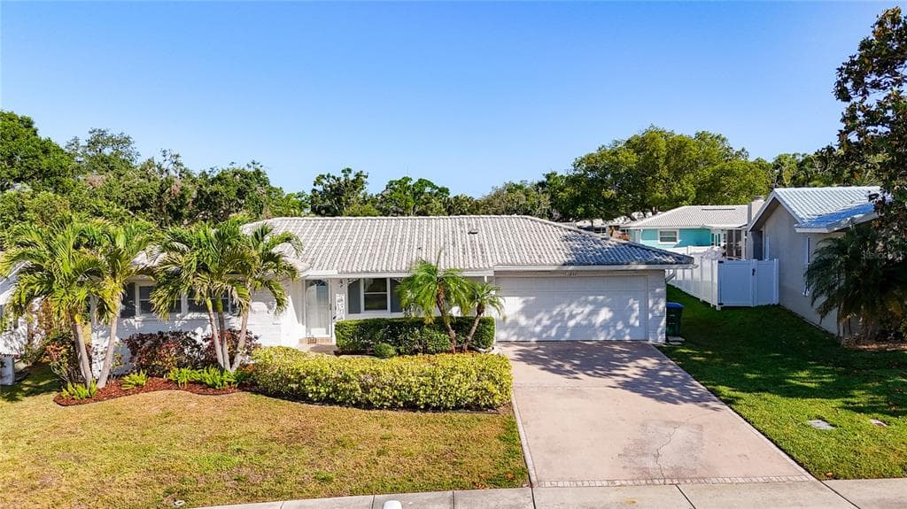 11893 67TH AVENUE SEMINOLE, FL 33772