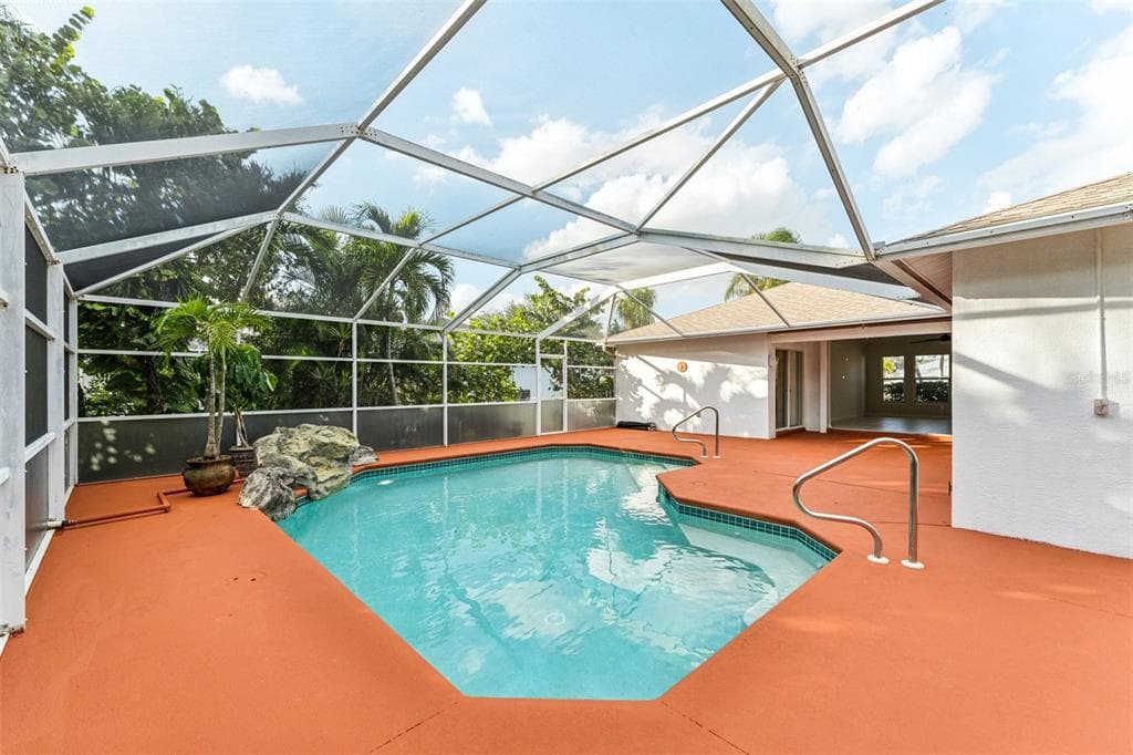 926 SW 37TH STREET CAPE CORAL, FL 33914
