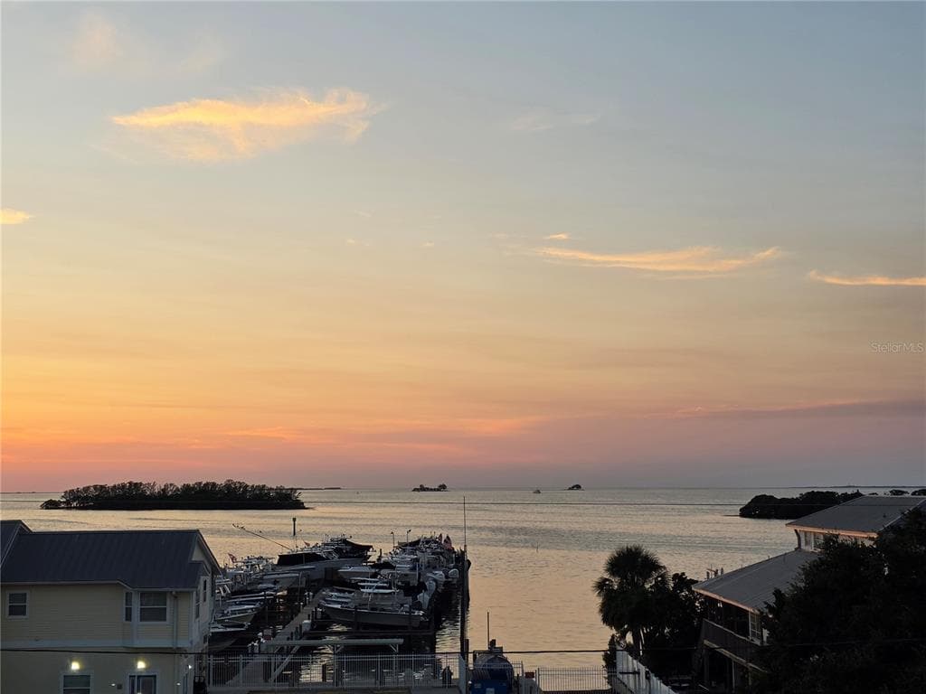 273 SHORE DRIVE PALM HARBOR, FL 34683