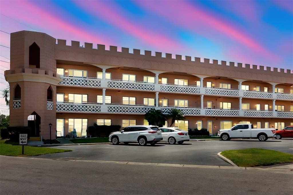 2457 ECUADORIAN WAY UNIT 63 CLEARWATER, FL 33763