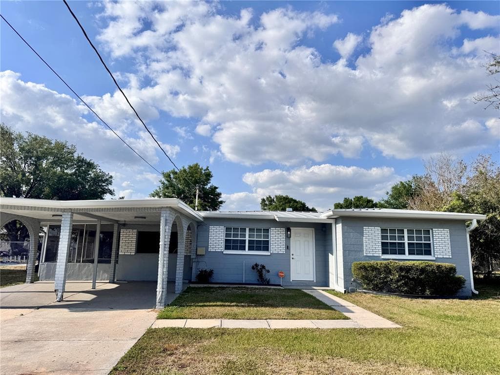 8326 ENDIVE AVENUE TAMPA, FL 33619