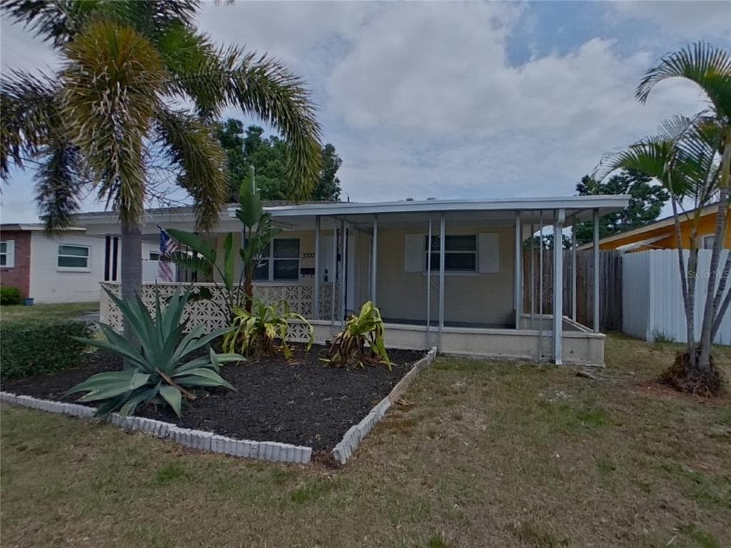 3327 KINGSTON STREET N ST PETERSBURG, FL 33713