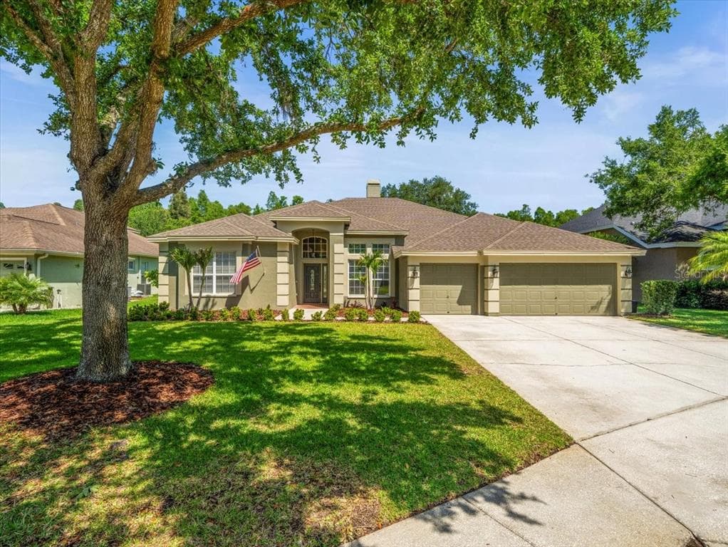 19808 SUNSPLASH LANE LUTZ, FL 33558