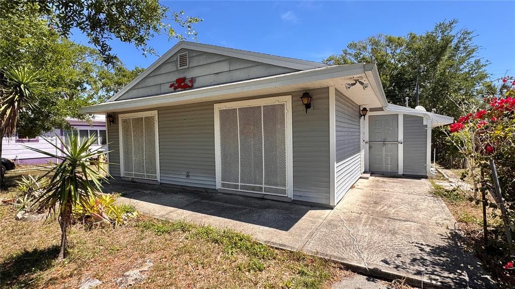 2448 45TH STREET S ST PETERSBURG, FL 33711
