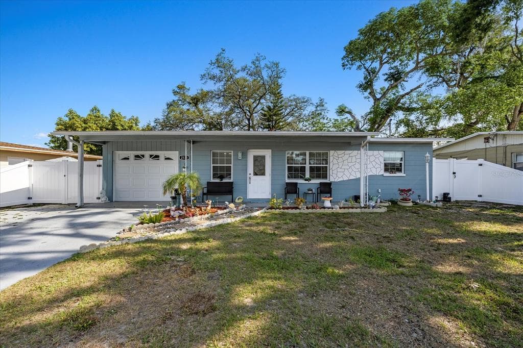 2135 W RAMBLA STREET TAMPA, FL 33612