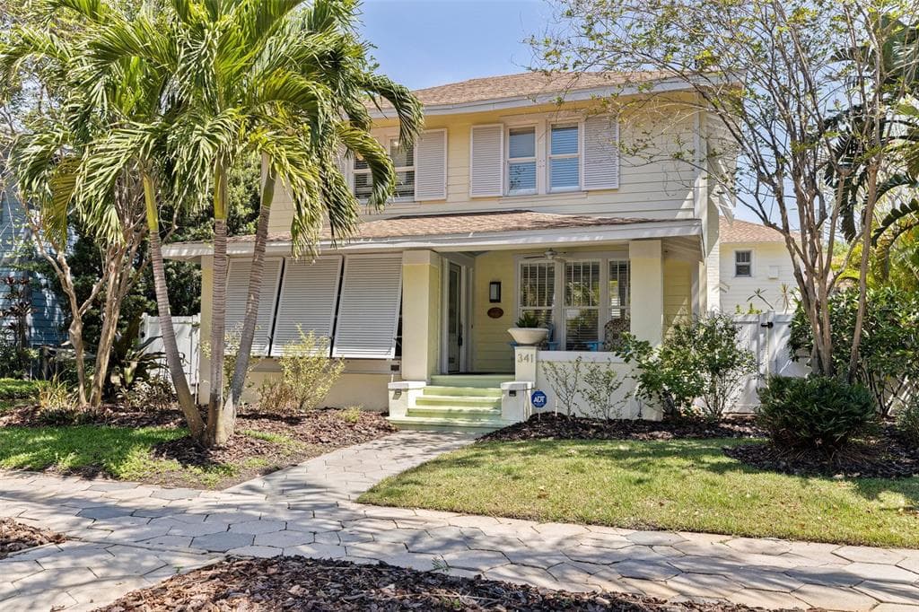 341 14TH AVE NE ST PETERSBURG, FL 33701