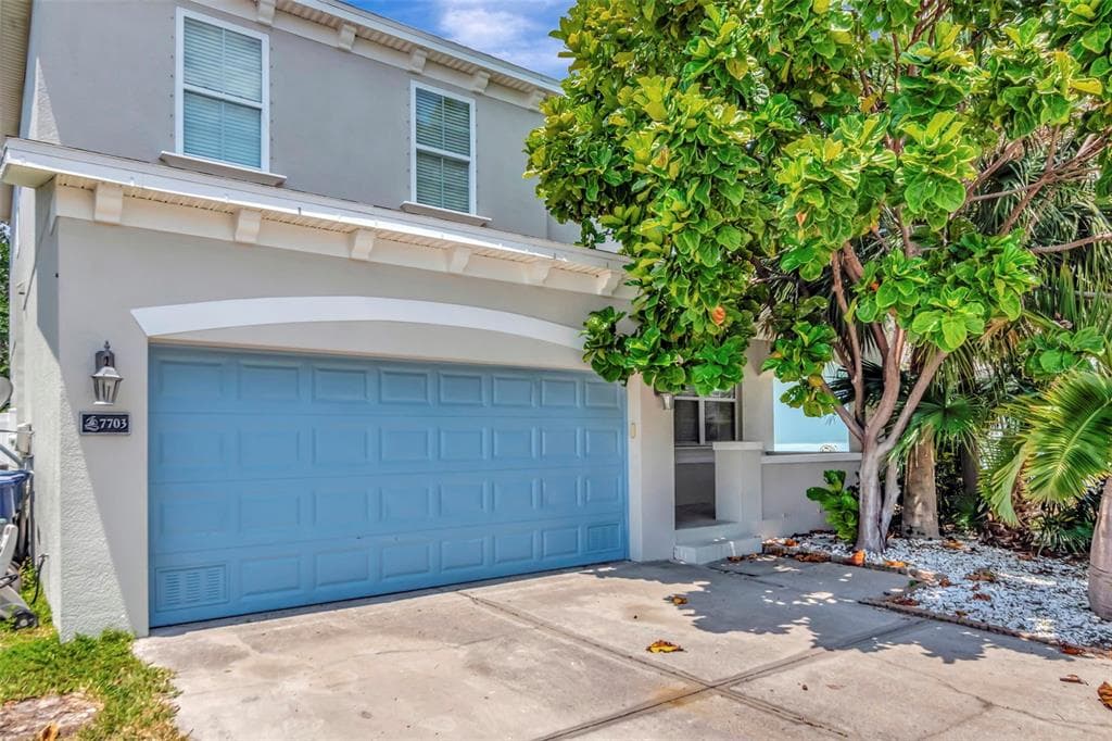 7703 S FITZGERALD STREET TAMPA, FL 33616