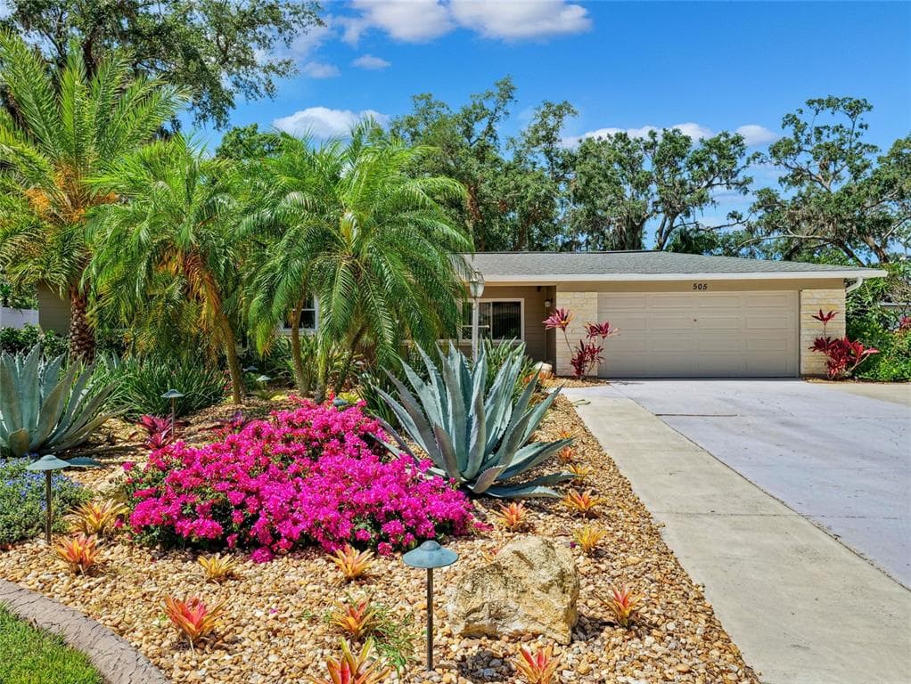 505 S LARRY CIRCLE BRANDON, FL 33511