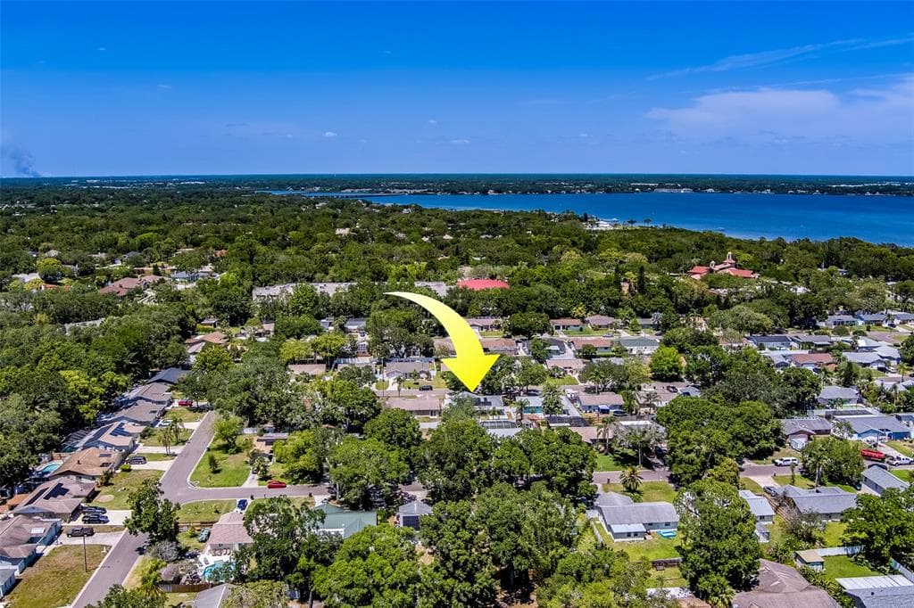 135 CORAL DRIVE SAFETY HARBOR, FL 34695