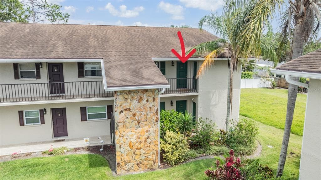 9851 113TH STREET UNIT 206 SEMINOLE, FL 33772
