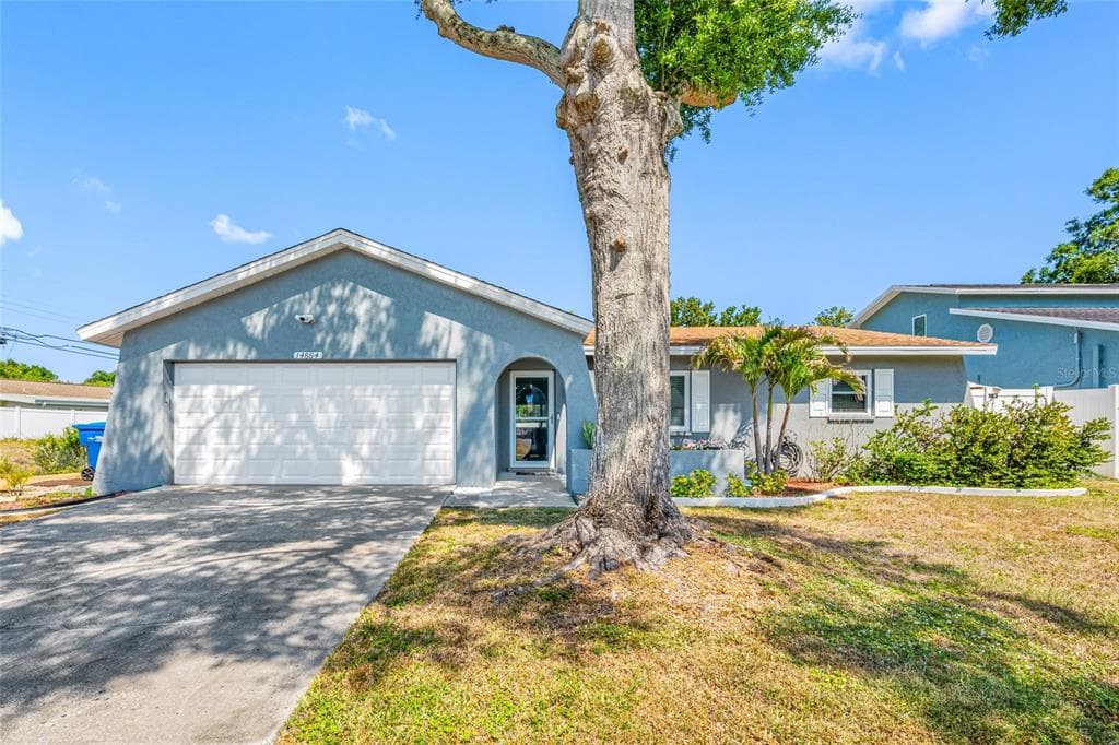 14884 CROMWELL DRIVE CLEARWATER, FL 33764